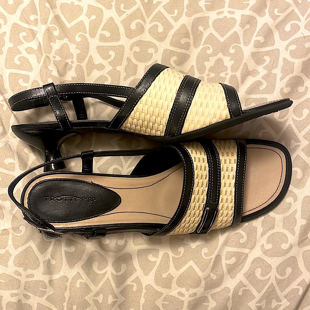 Trotters Sandals with 1” Heel. Worn Once. Great Shape - Picture 1 of 11